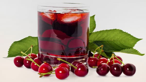 تصویر 4 از قیمت آبمیوه آلبالو سن ایچ + خرید باور نکردنی
